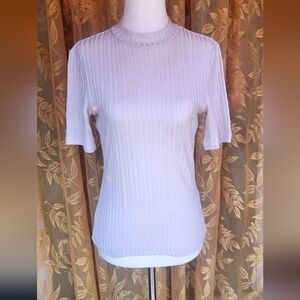 H&M Pale Pink Mock / crew Neck T-Shirt | Size Small